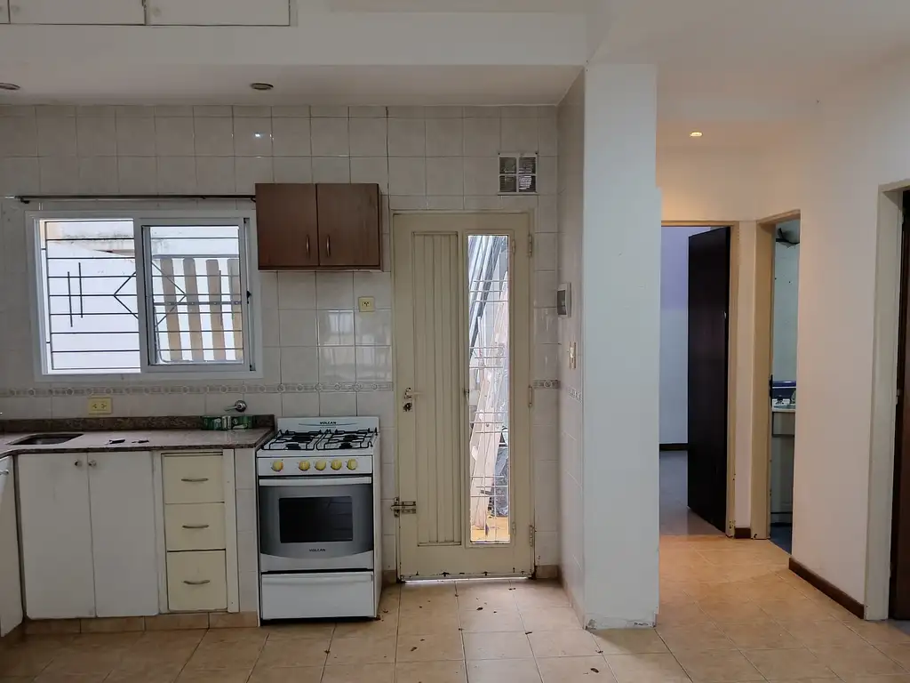 Foto de CASA APTA 2 FAMILIAS**SE ESCUCHA OFERTA** APTA CREDITO BANCARIO**, imagen 1