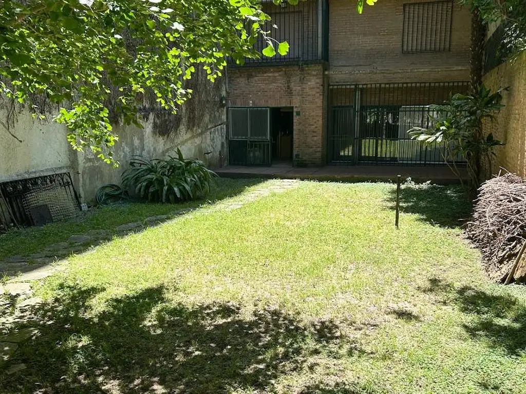 Foto de Casa en 2 plantas de 6 ambientes, DESTINO COMERCIAL., imagen 3