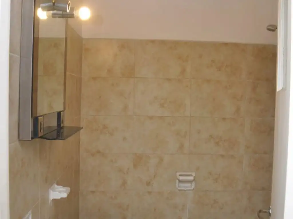 Foto de Departamento a Reciclar en Ubicación Estratégica, imagen 3