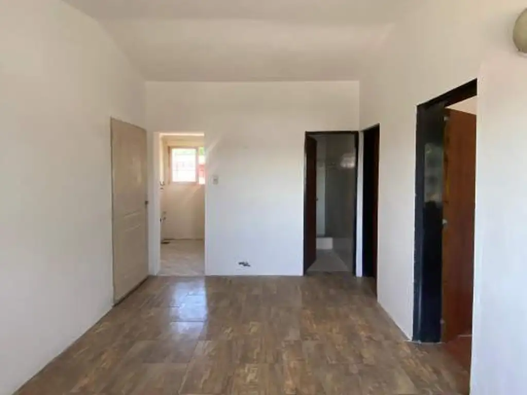 Foto de ALQUILER de Departamento en Barrio Raffo, General Rodriguez, imagen 2