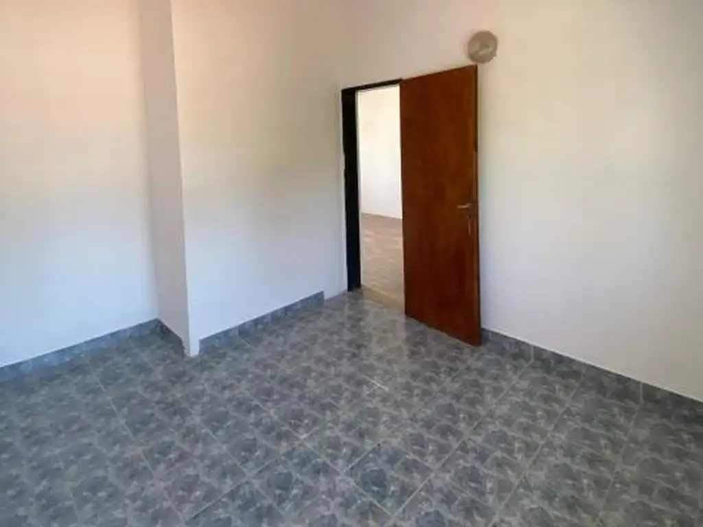 Foto de ALQUILER de Departamento en Barrio Raffo, General Rodriguez, imagen 4