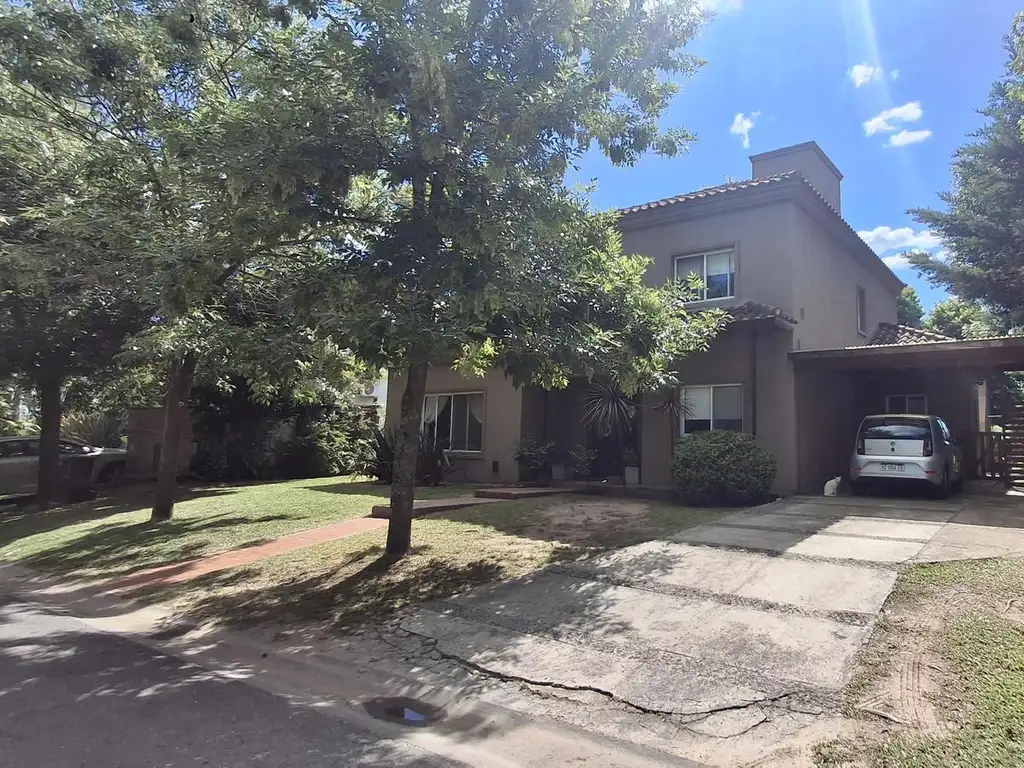 Foto de Casa en venta Barrio Santa María de Tigre, imagen 1