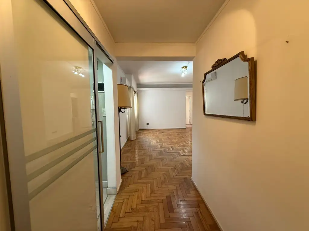 Foto de Departamento 3 ambientes lateral en venta en Almagro, imagen 1