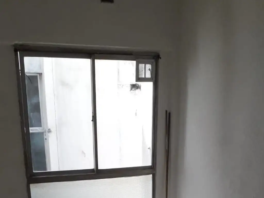 Foto de Departamento 2 ambientes en alquiler en Monserrat, imagen 1