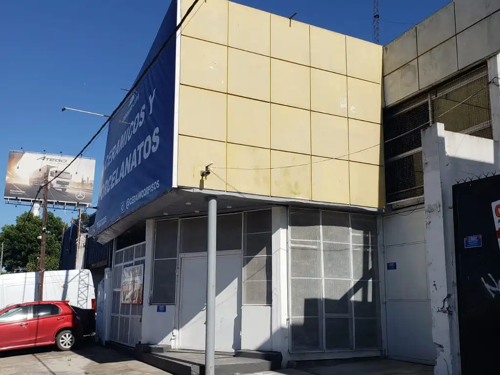 Foto de Alquiler en Moreno, local con depósito frente a Acceso Oeste, imagen 2