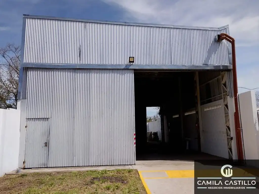 Foto de Local comercial / depósito en alquiler de 462m2 ubicado en Ituzaingó, imagen 3