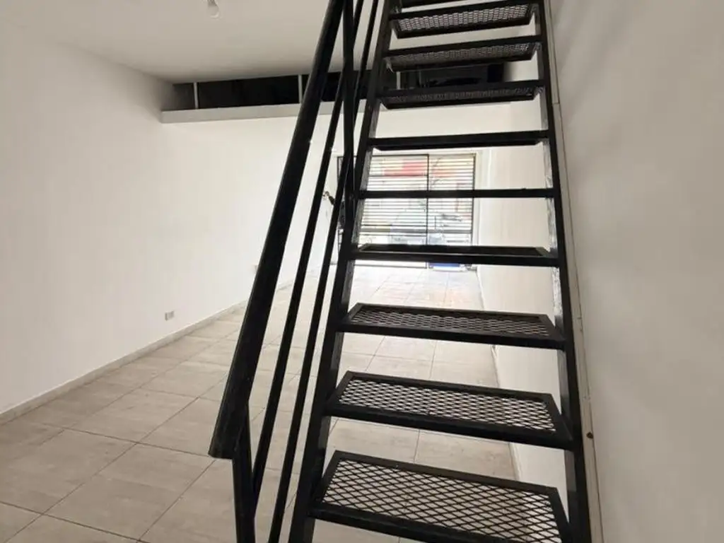 Foto de Local comercial- Ituzaingó norte, imagen 2