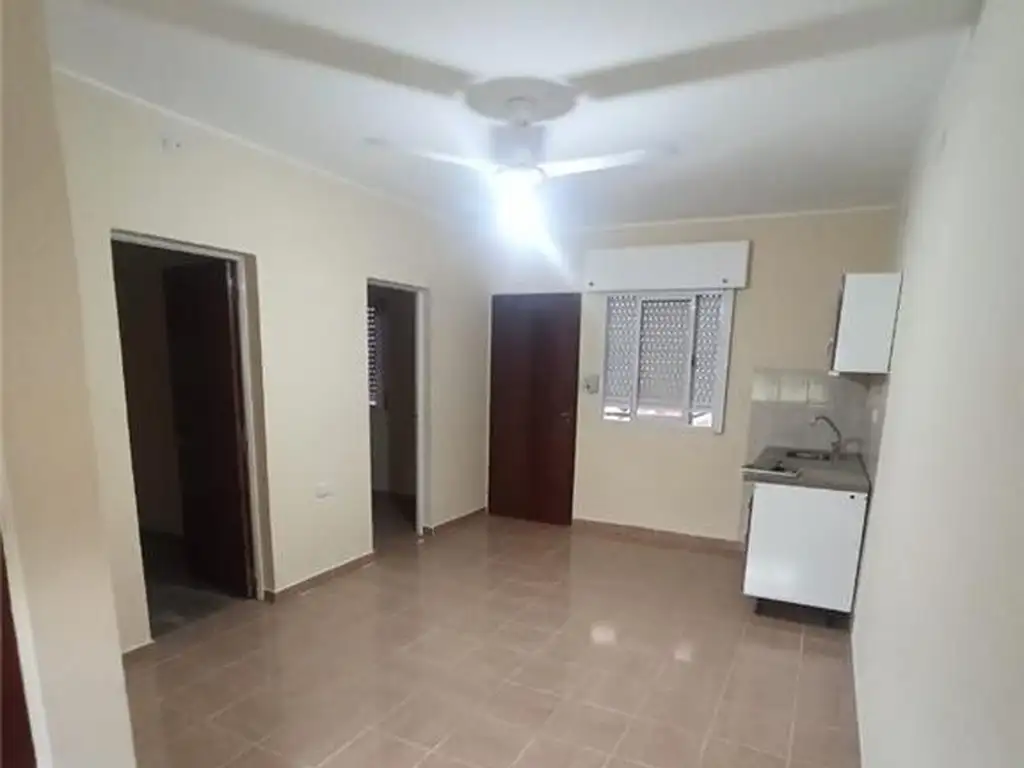 Foto de DEPARTAMENTO 3 AMBIENTES - FRANCISCA SASVATA PUIGBO, PRESIDENTE ROQUE, imagen 4