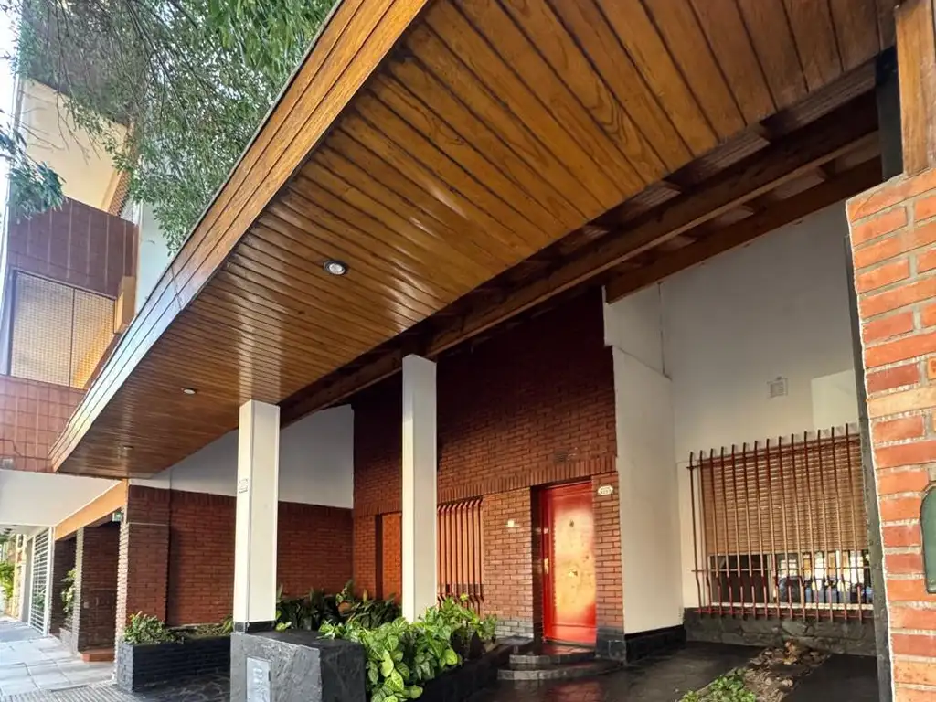 Foto de Casa de 4 ambientes con cochera, terraza y lavadero independiente, imagen 3