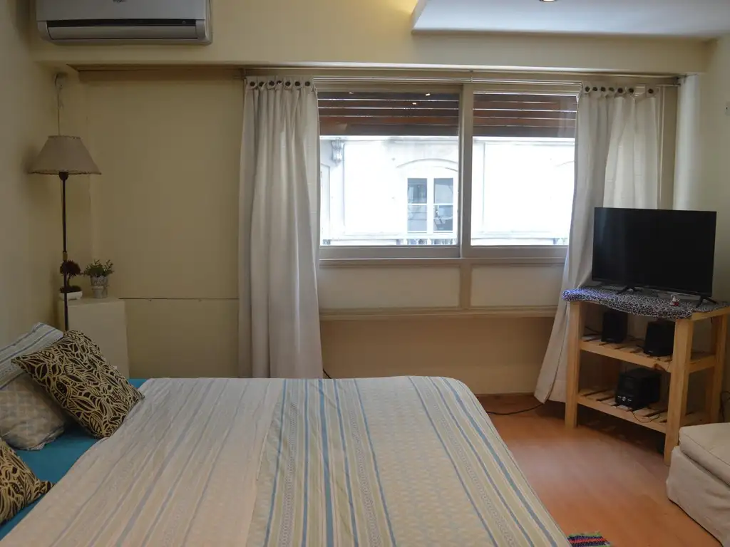 Foto de VENTA Departamento Monoambiente divisible en Retiro al frente, imagen 1