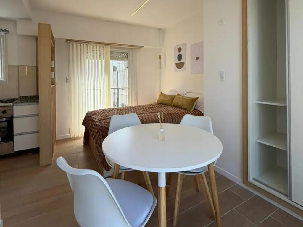 Foto de Venta departamento de 1 ambiente a la calle con balcón, imagen 3
