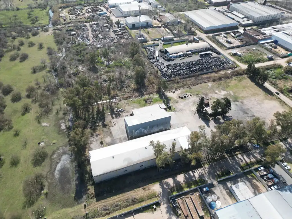Foto de Galpon Industrial en alquiler en Campana, imagen 2
