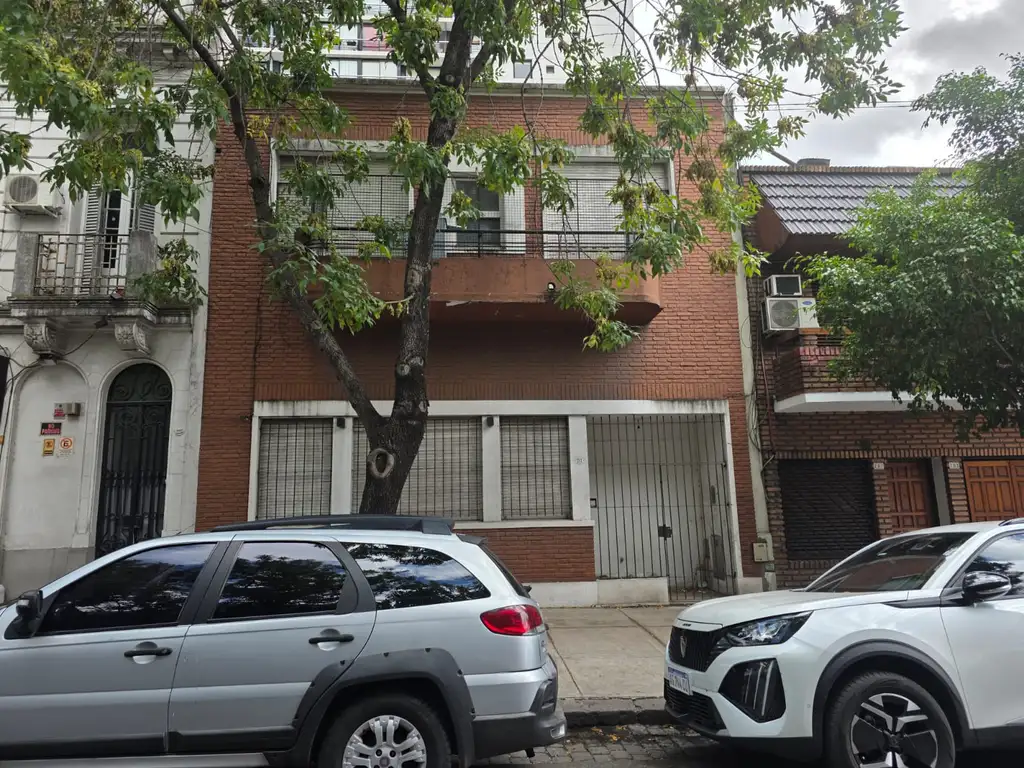 Foto de RETASADO EXCELENTE OPORTUNIDAD CASA SOBRE TERRENO DE 155 METROS TOTALES, imagen 1