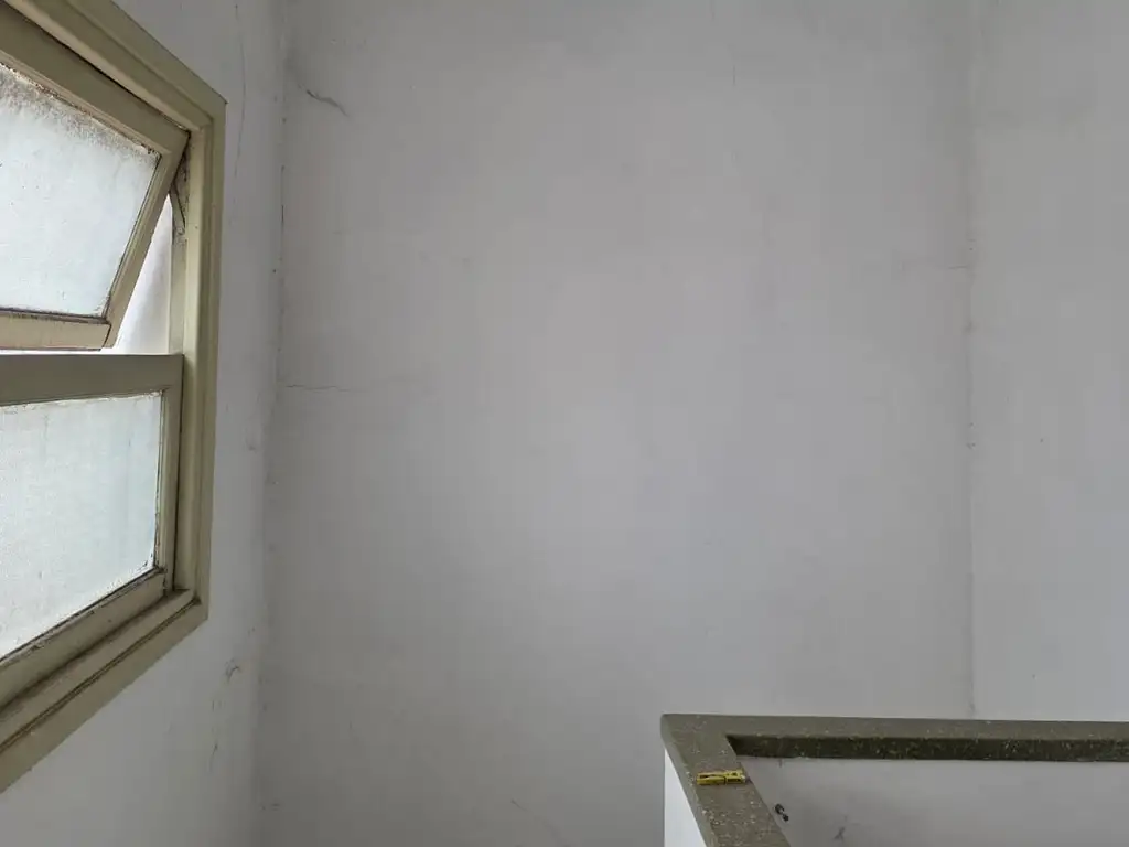Foto de RETASADO EXCELENTE OPORTUNIDAD CASA SOBRE TERRENO DE 155 METROS TOTALES, imagen 2