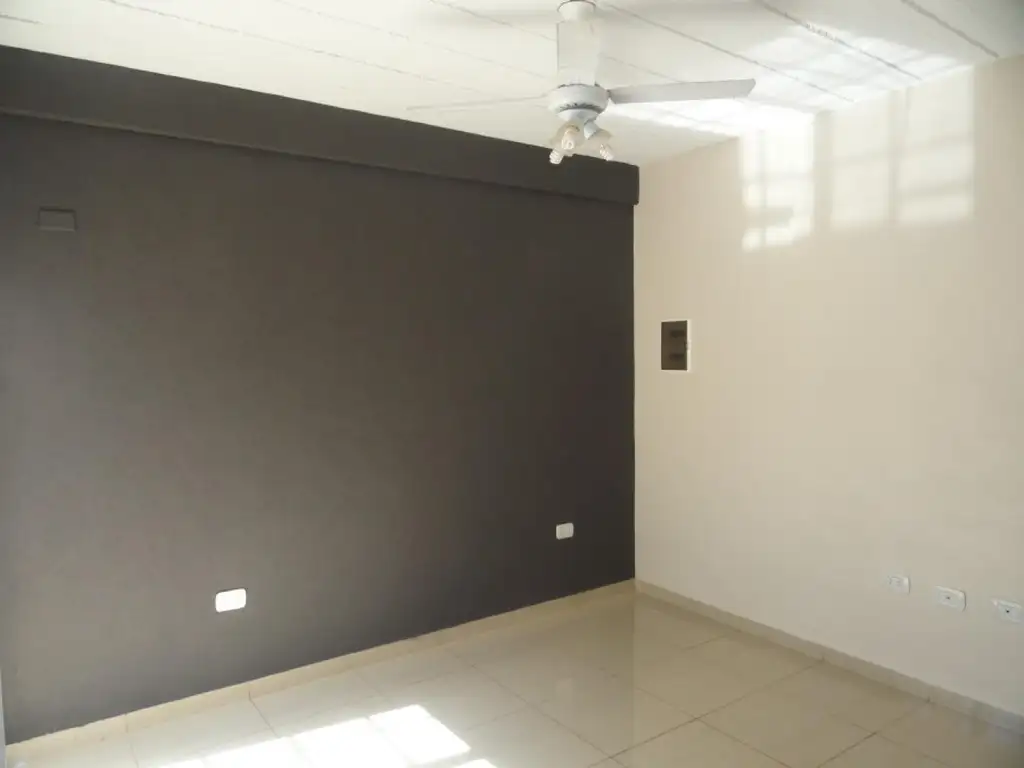 Foto de LUMINOSO DÚPLEX DE 1 DORMITORIO - CÉNTRICO, imagen 5