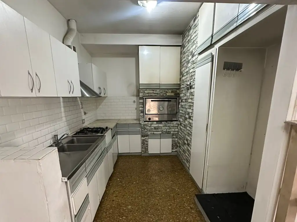 Foto de EXCELENTE PH 4AMB. "TIPO CASA" 198m2tot. PATIO/PARRILLA/TERRAZA/GARAGE, imagen 1