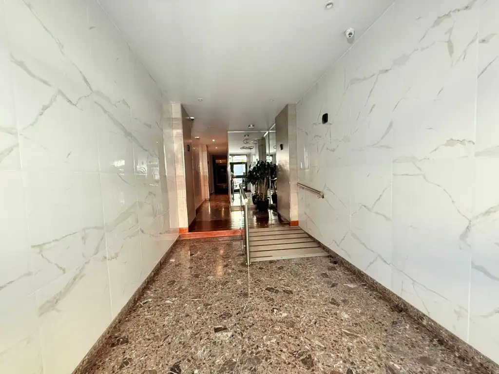 Foto de VENTA DEPARTAMENTO 2 AMBIENTES CON PATIO BARRACAS, imagen 1