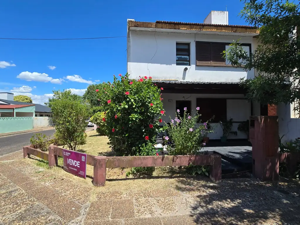 Foto de DUPLEX TRES DORMITORIOS EN OPORTUNIDAD, imagen 1
