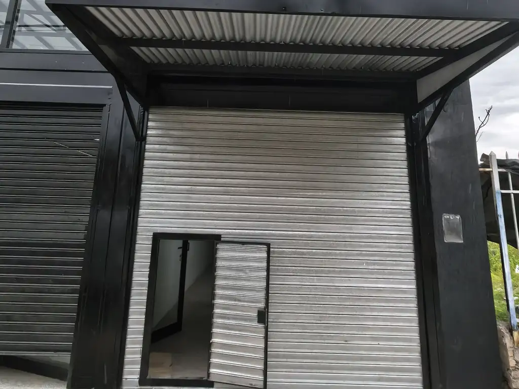 Foto de LOCAL NUEVO A ESTRENAR 123 M2. EN EXCELENTE ZONA COMERCIAL DE VILLA, imagen 3
