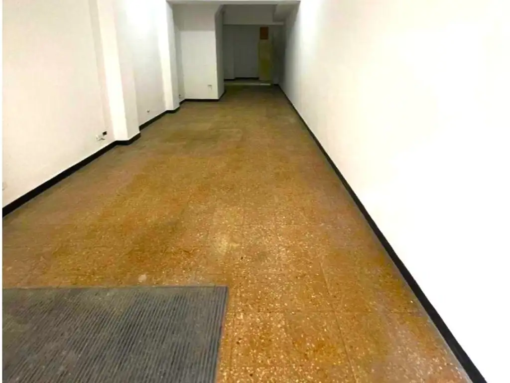 Foto de Junin al 500 - Local comercial en alquiler., imagen 3