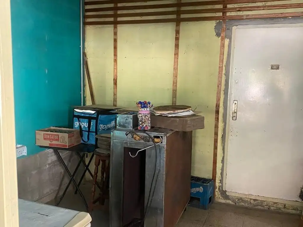Foto de ALQUILER DE LOCAL COMERCIAL EN AV, GRAL. LEMOS-VILLA DE MAYO, imagen 3