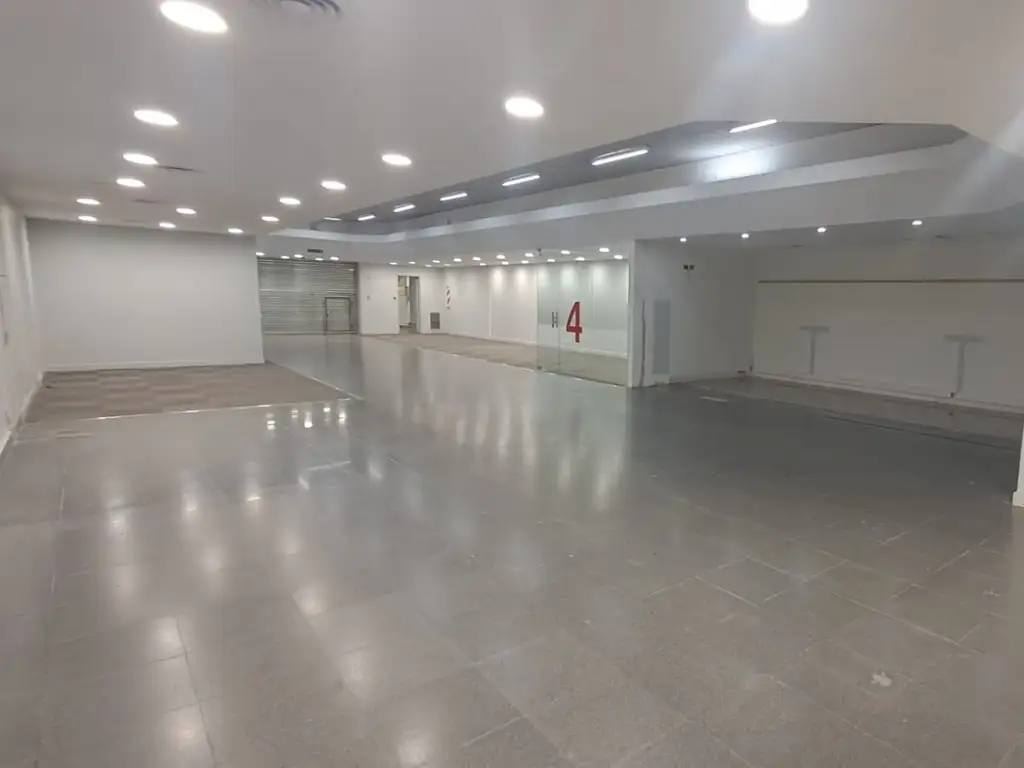 Foto de LOCAL EN 2 PLANTAS EN ZONA COMERCIAL, imagen 4