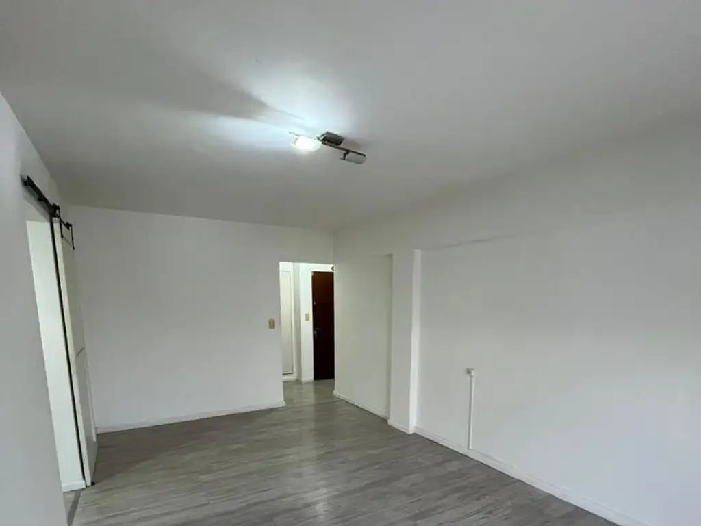 Foto de DEPARTAMENTO EN ALQUILER DE 2 DORMITORIOS ZONA CENTRICA., imagen 2