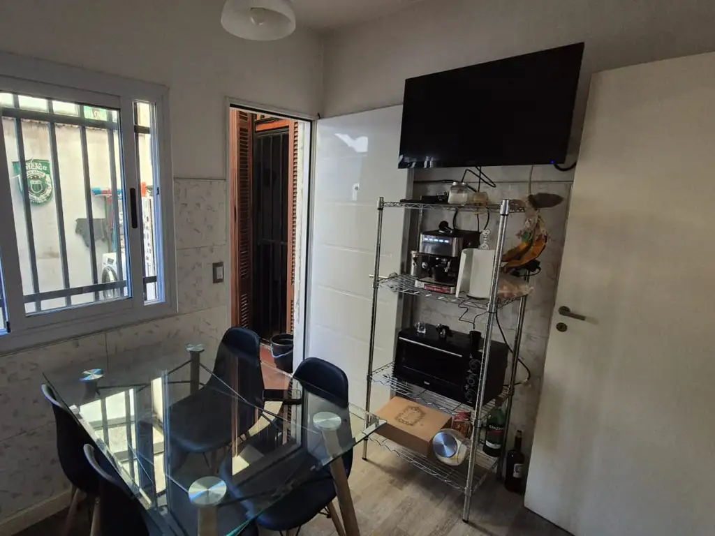 Foto de EXCELENTE TIPO CASA 3 AMB FRENTE CON ENTRADA INDEP - MUY LINDO PATIO Y, imagen 5
