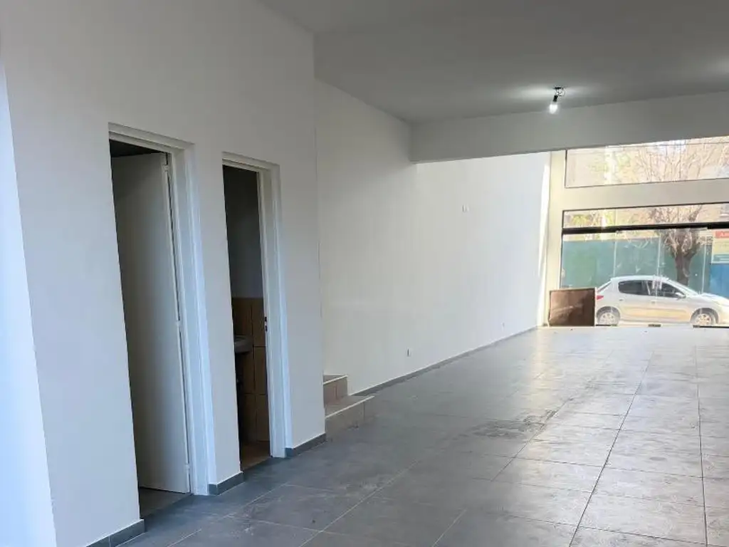 Foto de LOCAL EN ALQUILER CENTRICO, imagen 2
