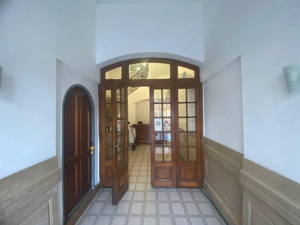 Foto de Casa en venta en Caballito Petit Hotel en esquina excelente ubicación, imagen 2