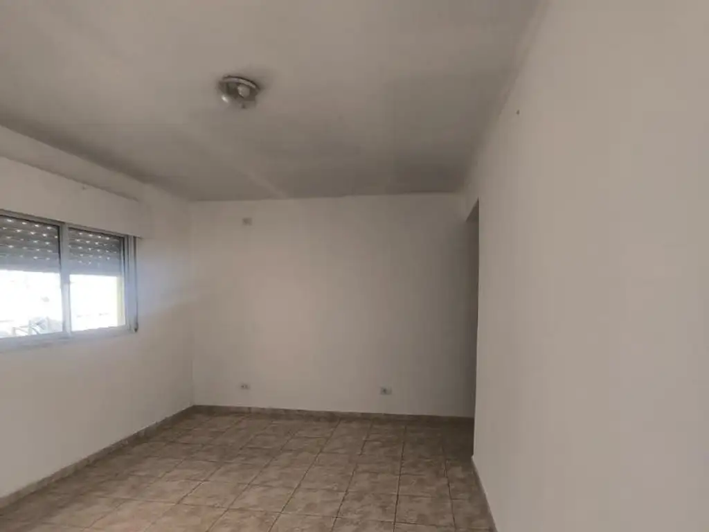Foto de HERMOSO DEPARTAMENTO DE 1 DORMITORIO OPCIONAL COCHERA, imagen 3