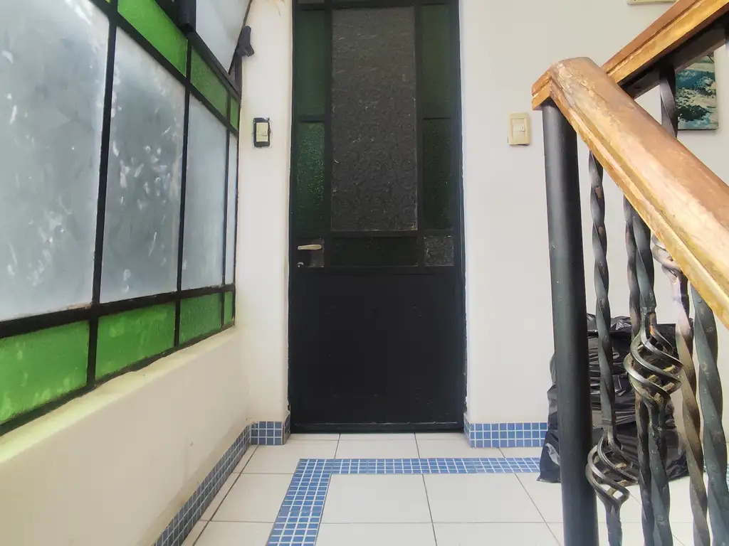 Foto de PH para oficina y deposito en alquiler en Balvanera, imagen 5