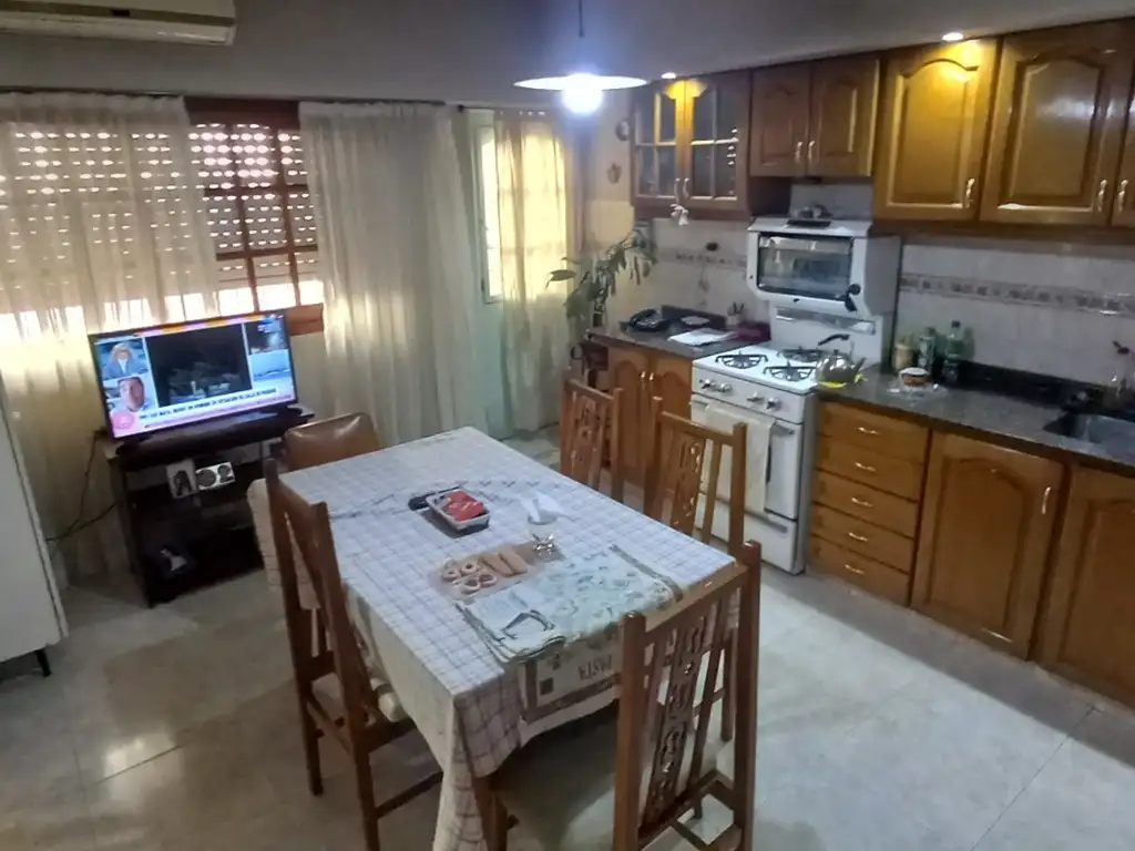 Foto de CASITA 3 AMB 3 AUTOS PATIO 150 M2, imagen 3