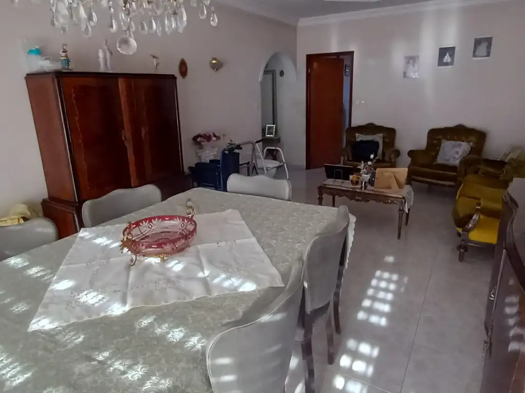 Foto de CASITA 3 AMB 3 AUTOS PATIO 150 M2, imagen 2