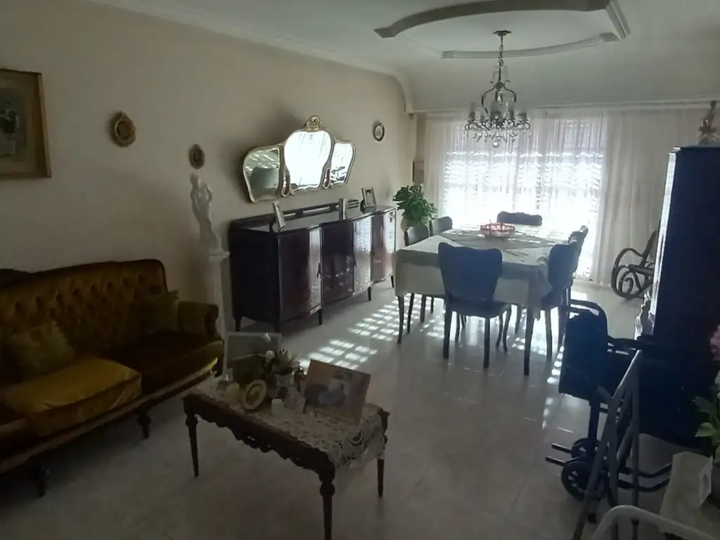 Foto de CASITA 3 AMB 3 AUTOS PATIO 150 M2, imagen 4