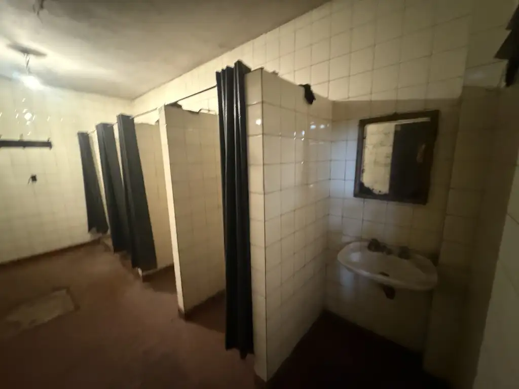 Foto de Excelente Galpón lote propio de 600m2 en alquiler en Tablada, imagen 3