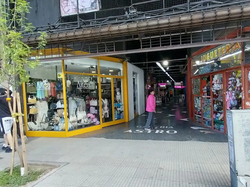 Foto de 2 Locales unificados c/entrepiso, imagen 2