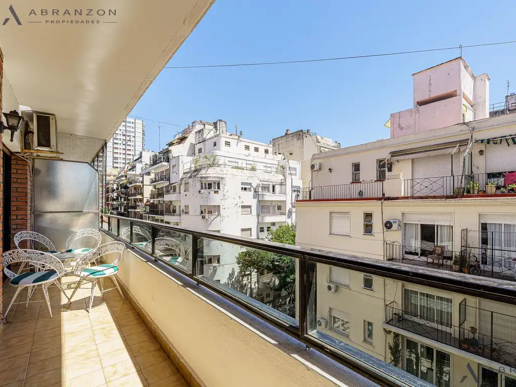 Foto de Anchorena 1600 3 ambientes al frente con balcón cochera 83m2 Recoleta, imagen 1