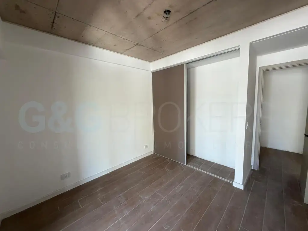 Foto de Departamento en alquiler en Barrio Parque Leloir, imagen 2
