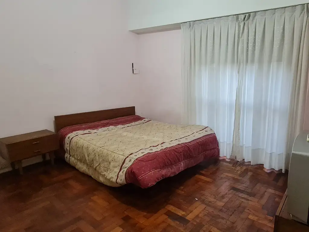 Foto de GRAN OPORTUNIDAD!! PH DE 106M2 EN DEVOTO - 4 AMB - 3 DORM - AMPLIO, imagen 5