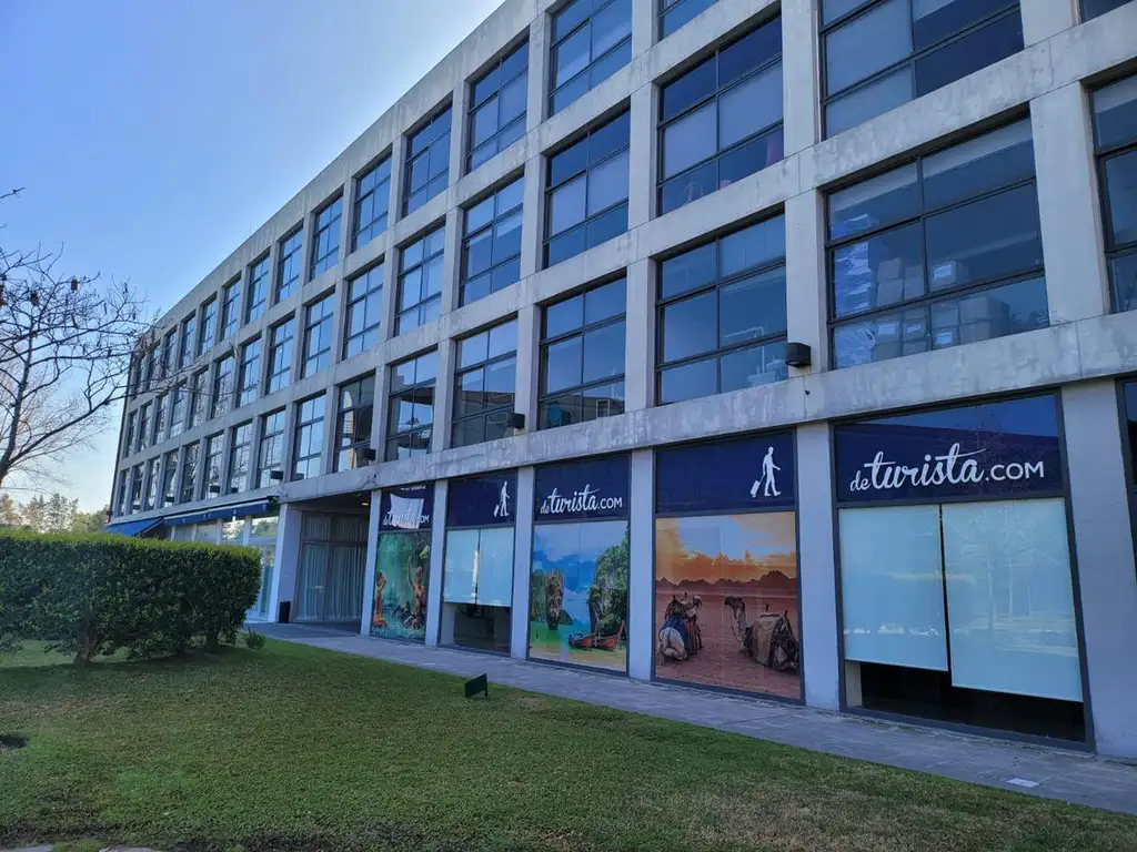 Foto de Alquiler Oficinas y Consultorios - Ofice Park Pilar 6 ambientes super, imagen 1