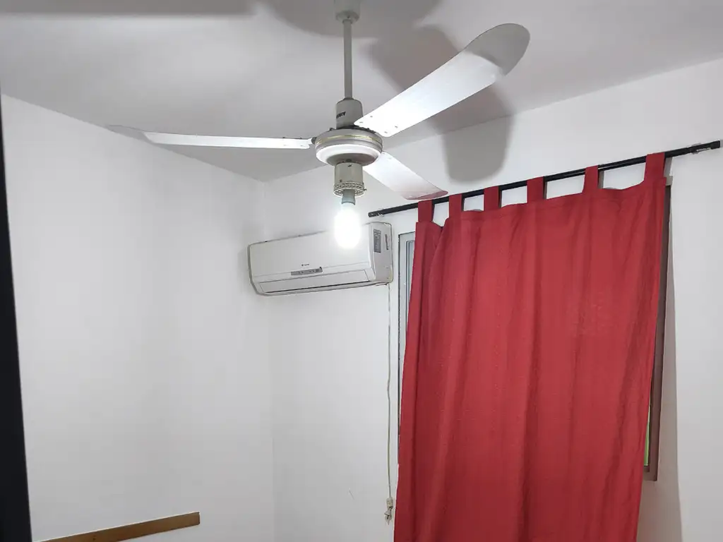 Foto de CONSULTORIOS / OFICINAS (7) + DEPARTAMENTO 2 AMBIENTES 9 de Julio 223, imagen 5