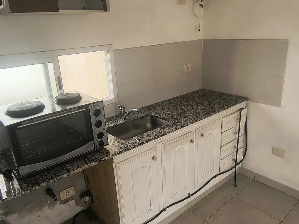 Foto de DEPARTAMENTO DE 3 AMBIENTES AL FRENTE SIN EXPENSAS, imagen 5