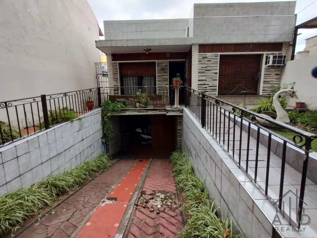 Foto de Casa en alquiler Florencio Varela Inmejorable zona, imagen 3