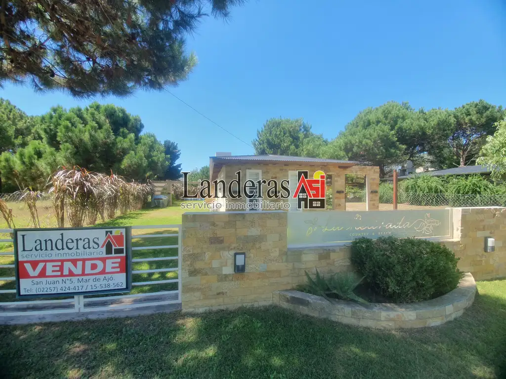 Foto de Complejo de Departamentos con piscina - La Retirada -, imagen 1