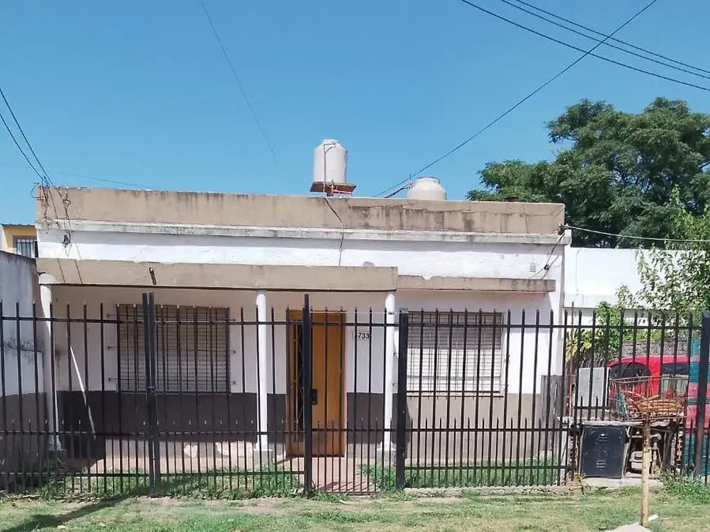 Foto de Ph casa al frente en alquiler en Jose Clemente Paz, imagen 2