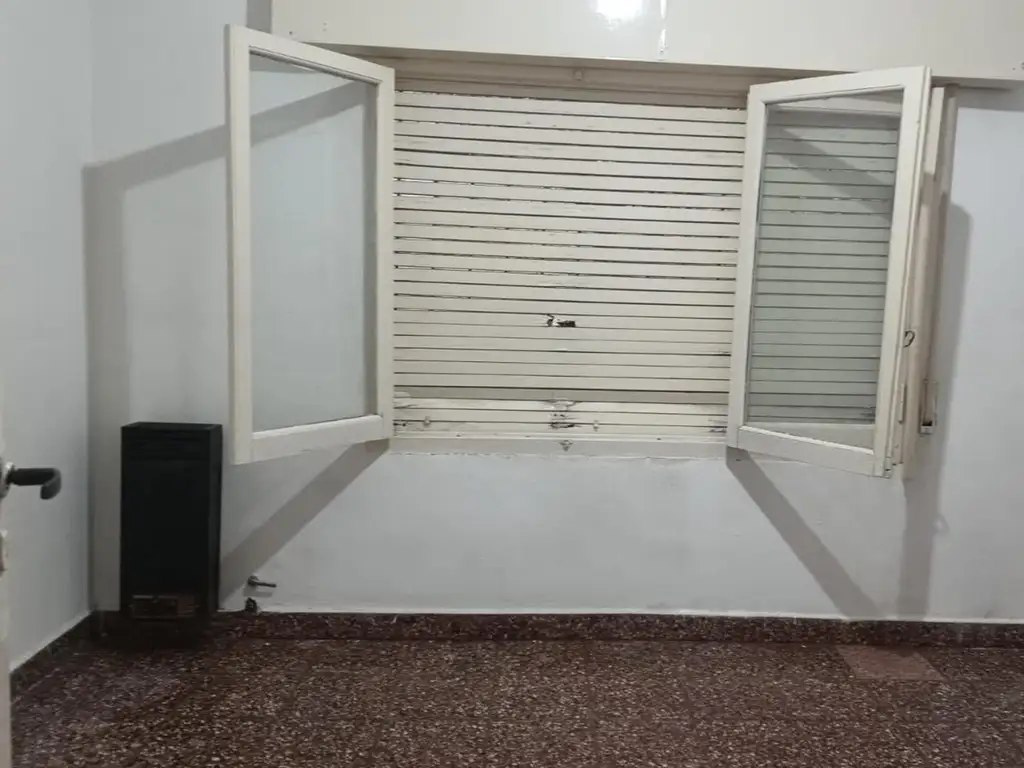 Foto de Muy buen departamento al fondo, imagen 5