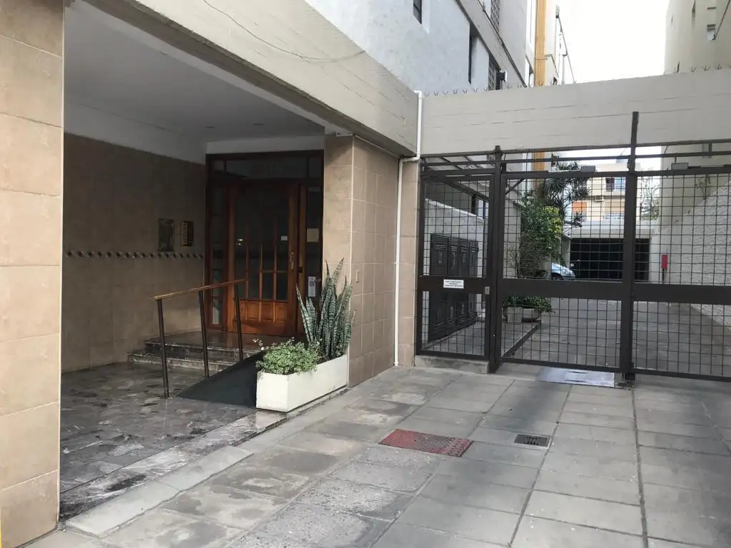 Foto de Departamento en V.Pueyrredon Ladines 2500 3 amb Venta Apto Credito, imagen 1