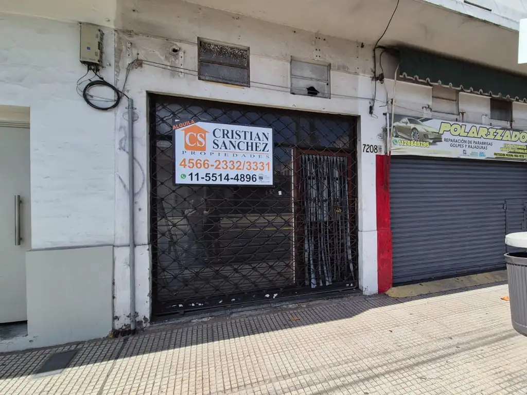 Foto de LOCAL A MTS DE LA ESQUINA ! SIN EXPENSAS - OPORTUNIDAD..., imagen 2