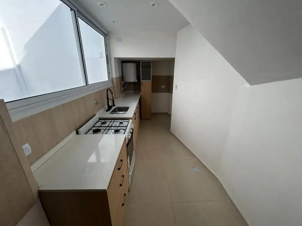 Foto de PH 4 AMBIENTES CON TERRAZA RECICLADO BARRACAS VENTA, imagen 3